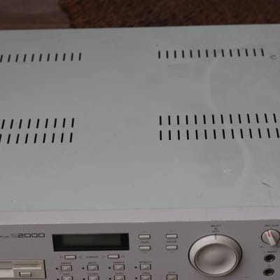 Akai S2000 MIDI Stereo Digital Sampler 1995 - White | Reverb