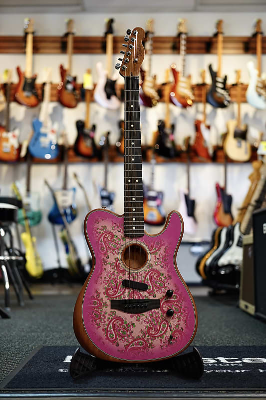 Fender Limited Edition American Acoustasonic Pink Paisley