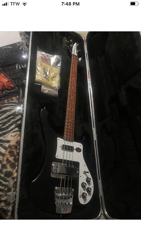 Rickenbacker 4003S 2018 - jetglo