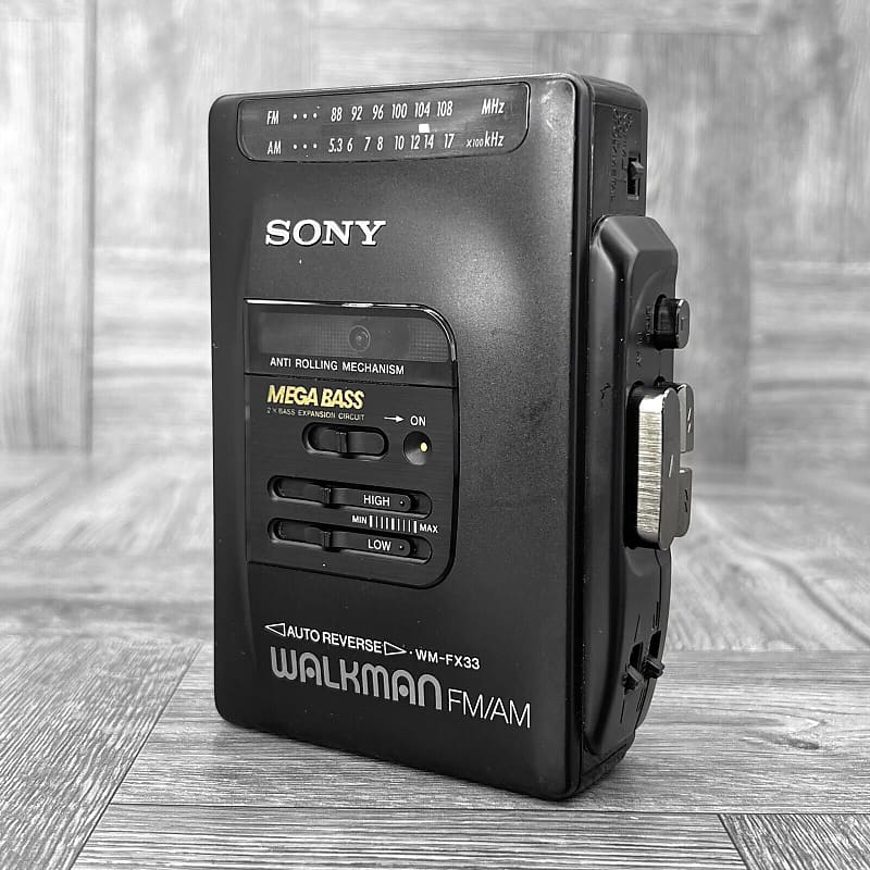 Sony WM-FX33 Mega Bass Walkman Cassette Radio Player FM AM