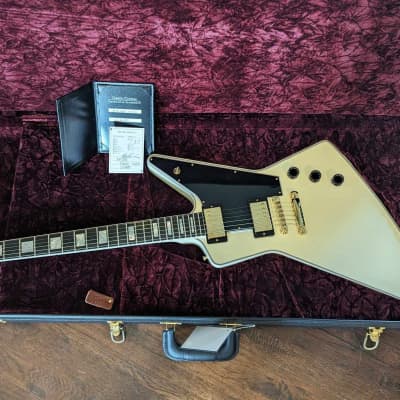 Gibson Made 2 Measure Custom Explorer 2024 -  Classic White for sale