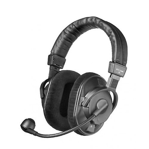 beyerdynamic DT 990 PRO 250 ohm Studio Headphones (Ninja Black, Limited  Edition) with 4-Channel Headphone Amplifier Bundle (2 Items)