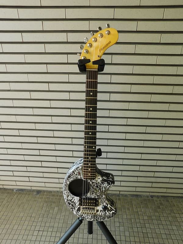 Fernandes ZO-3 black-and-white marbled pattern repainting