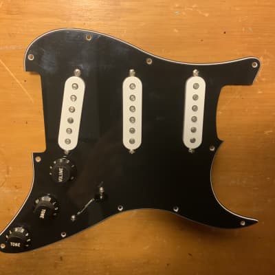 1990s Fender Stratocaster Standard Pickups, Black Pickguard, prewired, CTS, image 1