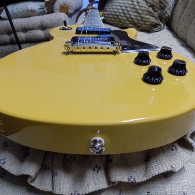 2022 Epiphone Les Paul Special P-90's w/HSC - Never Played  - TV Yellow image 12