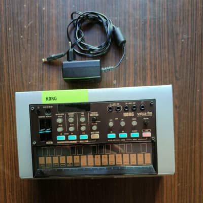 Korg Volca FM2 + Power supply