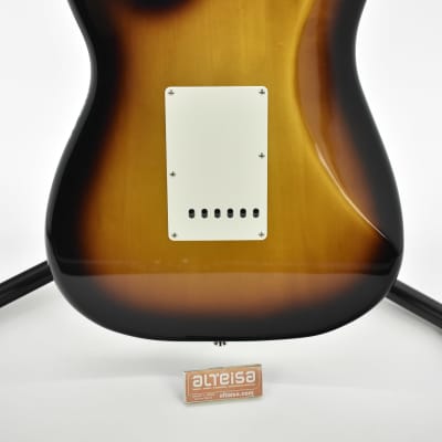 Fender Traditional MIJ stratocaster MN 2TS 2 tones Sunburst image 12