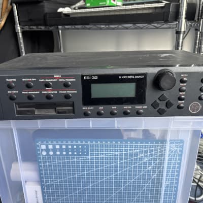E-MU Systems ESI-32 Rackmount 32-Voice Sampler Workstation 1994 - Black