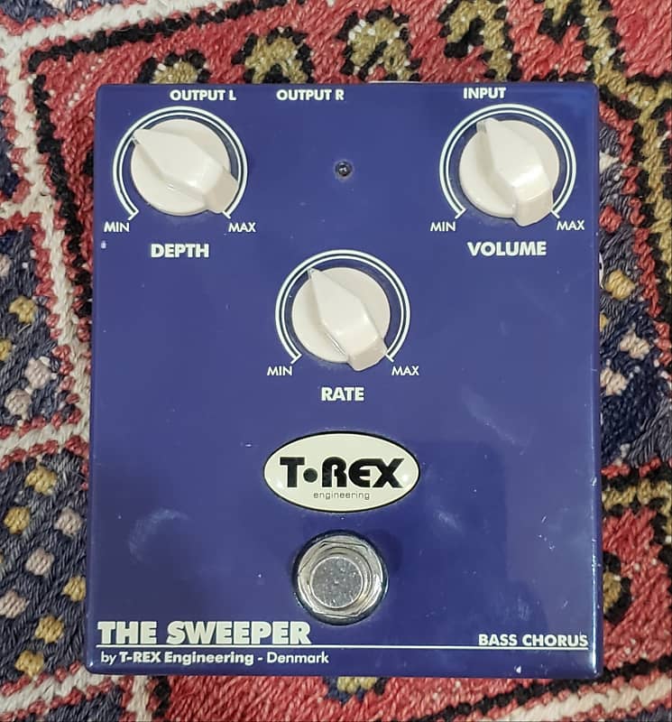 ベース T-REX THE SWEEPER BASS CHORUS T-Rex: The Sweeper Bass Chorus - YouTube