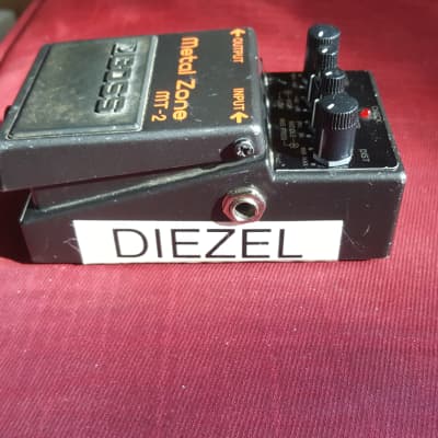 Boss Metal Zone MT-2 modded to Diezel VH4 distortion & tone image 13