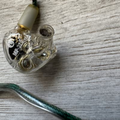 Mackie MP-320 Dynamic In-Ear Monitors - 15 Ohms 2020 - Present - Clear image 4