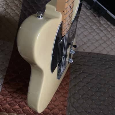 Fender Limited Edition 60th Anniversary Telecaster with Maple Fretboard 2011 - Blackguard Blonde image 5