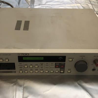 rare Akai S700 MIDI Digital Sampler + Gotek, year 1986