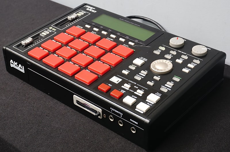 Akai Black MPC1000 MIDI Production Centre Sampler Sequencer - Upgraded MPC  1000