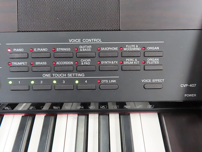 美品 YAMAHA クラビノーバ CVP-407 電子ピアノ Yamaha Clavinova CVP-407 digital piano and stool in rosewood