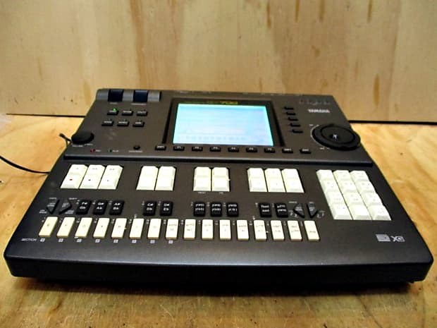 Yamaha QY700 MIDI sequencer [This Week Quick Sale] | Reverb Norway