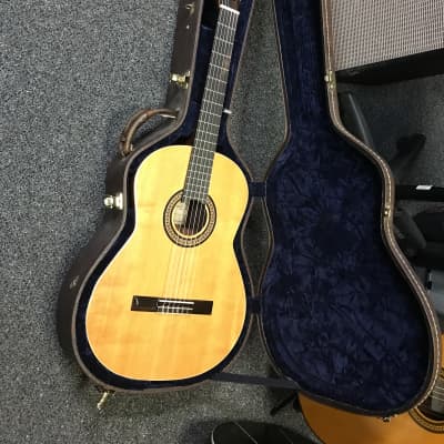 Kamouraska collection model 493-J vintage (pre- godin)Classical Guitar made in Canada 1970s excellent condition for sale