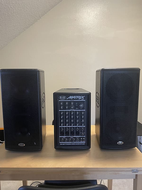 B52 Matrix 200 2000s Black Reverb