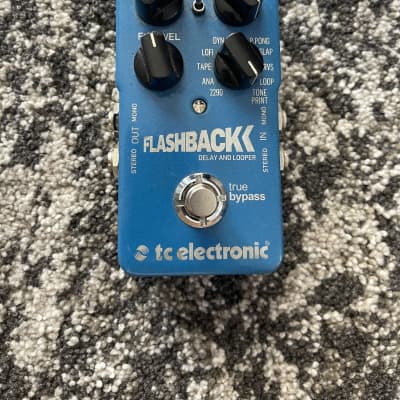 TC Electronic Flashback V1 Delay & Looper True Bypass Guitar Effect Pedal for sale
