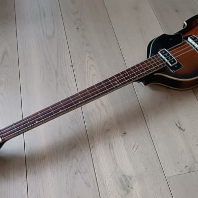 Conrad Violin Bass 1960s - Sunburst image 13