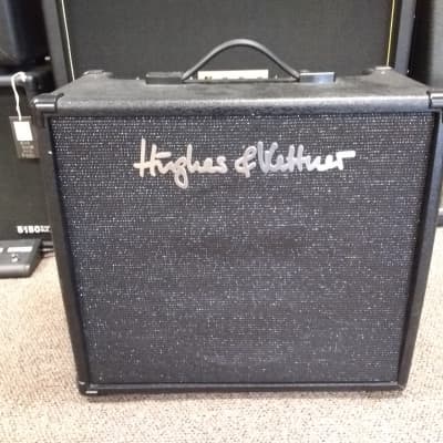 Hughes & Kettner Edition Blue 60 DFX 2-Channel 60-Watt 1x12