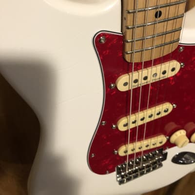 Fender Stratocaster  1995 White nitro crackle image 3