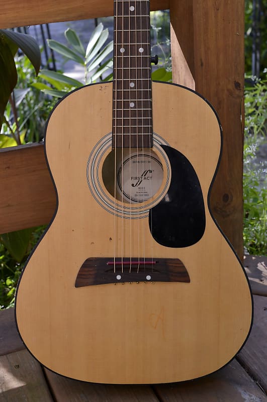FIRST ACT MG 394 3/4 Acoustic Guitar Beginner Children's