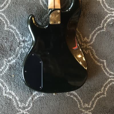 Fender Contemporary Precision Bass Lyte MIJ 1989 - 1995 - Montego Black image 10