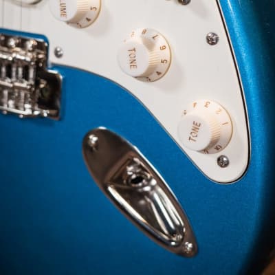 Squier Classic Vibe 60s Stratocaster - Lake Placid Blue image 10