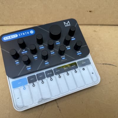 Modal Electronics CRAFTsynth Monophonic Virtual Analogue Wavetable Synthesizer 2018 - 2020 - White image 5