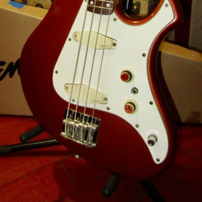 ~1985 Fender Performer Bass Burgundy Mist w. Original Box / Gig Bag for sale