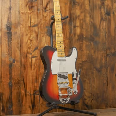 Mint Fender Custom Shop 1967 Telecaster Bigsby DLX Closet Classic, Maple Fingerboard - 3 Color Sunburst image 2