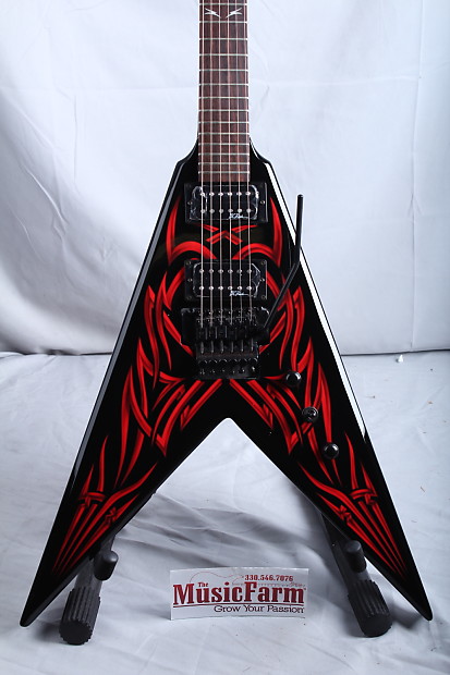 BC Rich Kerry King KKV2TO King V Electric Guitar Tribal Onyx BC Rich Kerry King KKV2TO King V Electric Guitar Tribal Onyx
