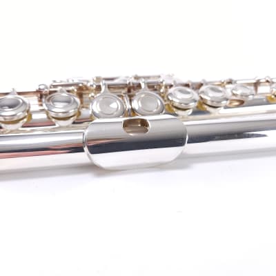 Refurbished Yamaha 221 (~222) Student Beginner Flute +Warranty image 3