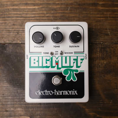 Electro-Harmonix Big Muff with Tone Wicker