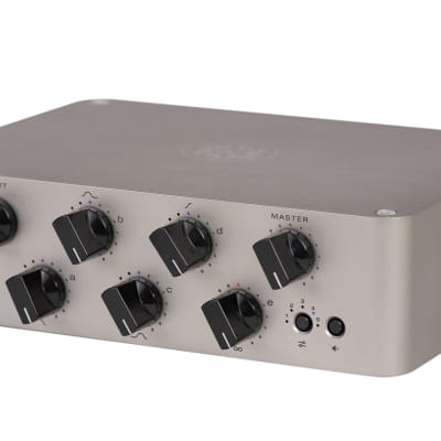 Darkglass Electronics Exponent e500 500W Bass Amplifier Head image 3
