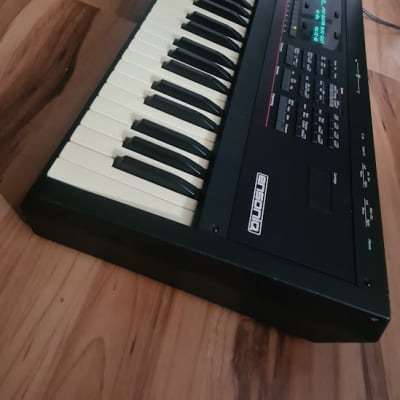 Ensoniq SD-1 Music Production Synthesizer image 9
