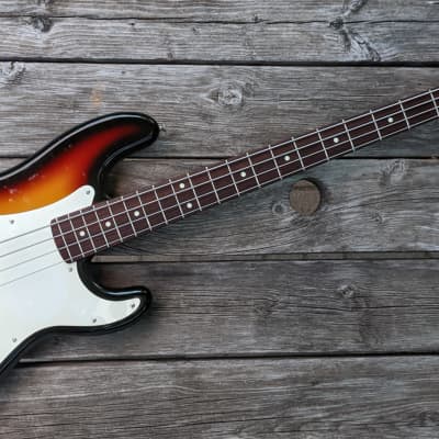 1993-94 Made in Japan Squier Silver Series Standard Precision Bass 3-tone sunburst image 2