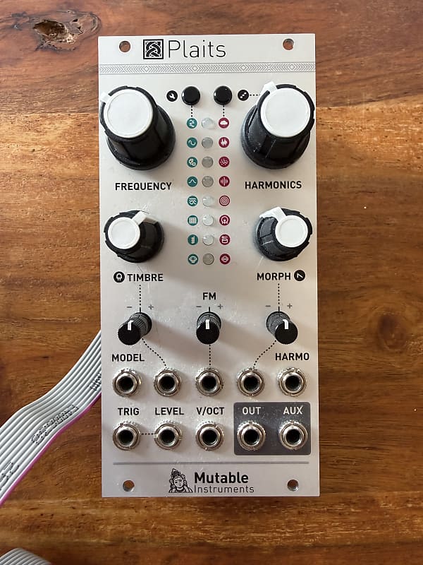 Mutable Instruments Plaits