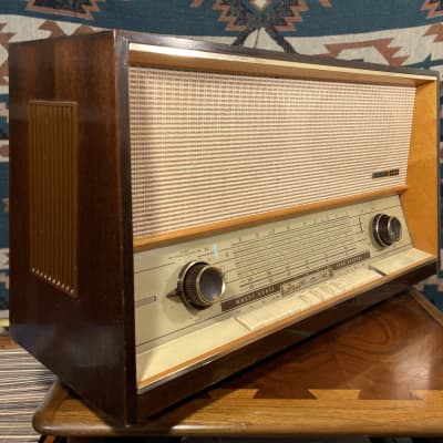Fully Restored Grundig 5490 Stereo FM/MPX/AM/Shortwave/UHF Radio MCM Style And Incredible Sound! image 5
