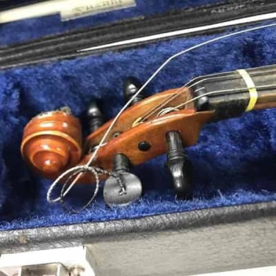 Suzuki Model 220 (1/16 Size) Violin, Japan, 1978, with case & bow image 16