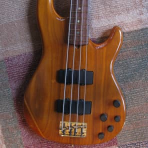 美品 Fender Mexico Deluxe Zone Bass グレー 美品 Fender Mexico Deluxe Zone Bass グレー
