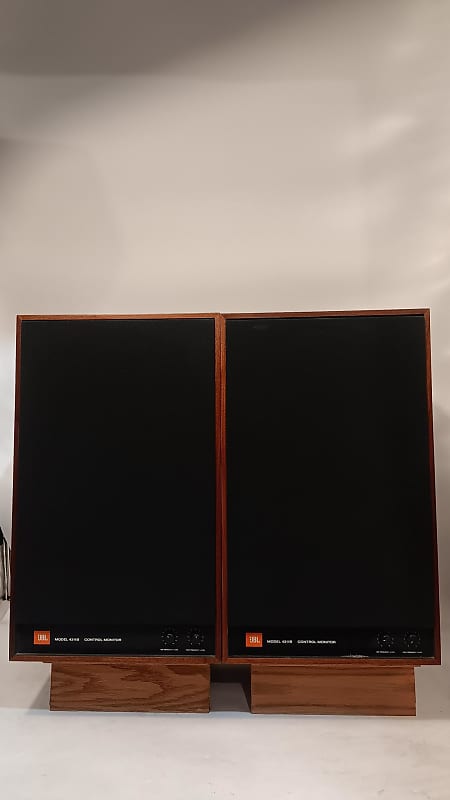 EXCELLENT JBL 4311B CONTROL MONITOR SPEAKERS – ICONIC STUDIO LEGENDS – 1-YEAR WARRANTY  			