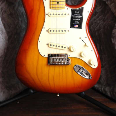 Fender American Professional II Stratocaster Sienna Sunburst for sale
