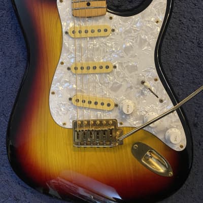 Tokai Custom Edition Stratocaster 1986-87 Sunburst Bild 3