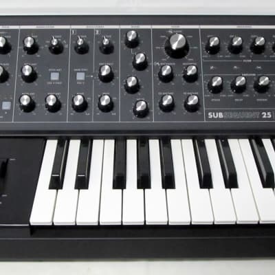 Used Moog Subsequent 25 Analog Synth W/Gig Bag VGC