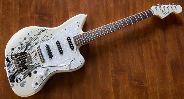 ギター MAMI JAZZMASTER PEARL WHITE Stratomaster SCANDAL Mami artist model Squier Jazzmaster 