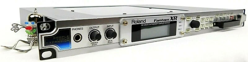 Roland Fantom XR V2.0 Synthesizer Sampler 512MB DIMM + Sehr Gut + 1.5J  Garantie