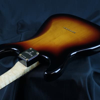 Fender Custom Shop Robert Cray Signature Stratocaster Sunburst image 11