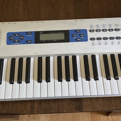 Alesis QS6.2 64 Voice Expandable Synthesizer